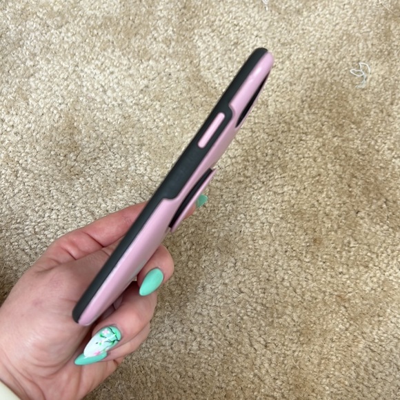 Otter + Pop Otterbox phone case with built in Popsocket for iPhone X and Xs - Picture 4 of 5